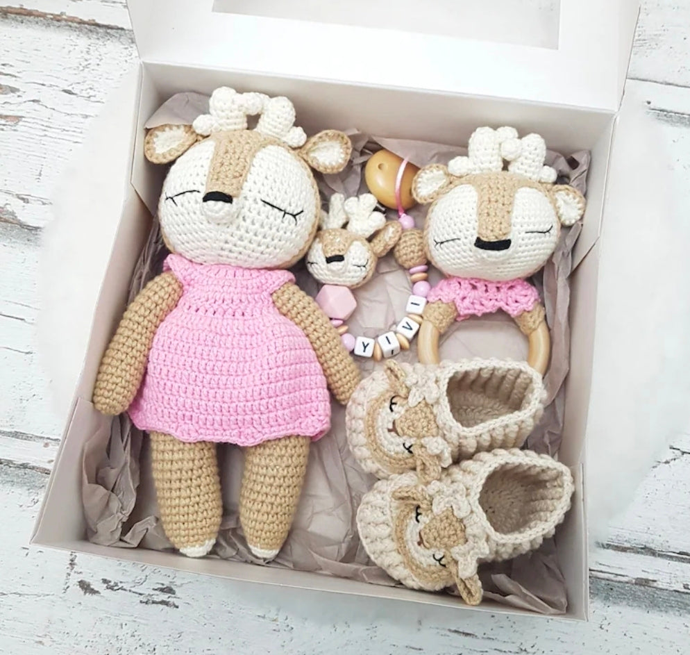 Babygeschenke Set Rehkitz,Schnullerkette mit Namen,Greifring ,Babyschuhe,Taufgeschenk