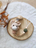 Schnullerkette Giraffe mit Namen – braun/peach