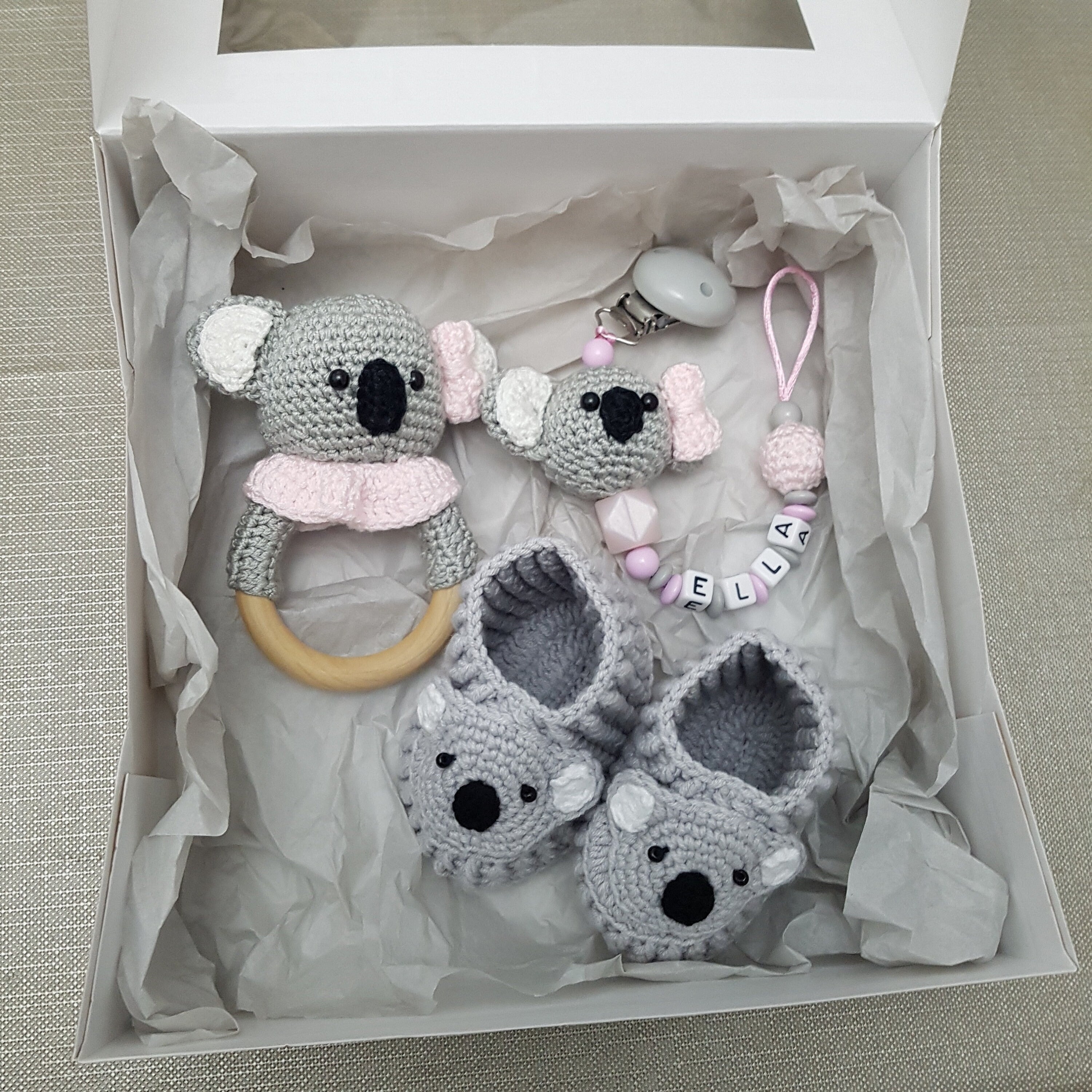 Baby Geschenkset Koala Mädchen – Schmusetier, Schnullerkette & Greifring