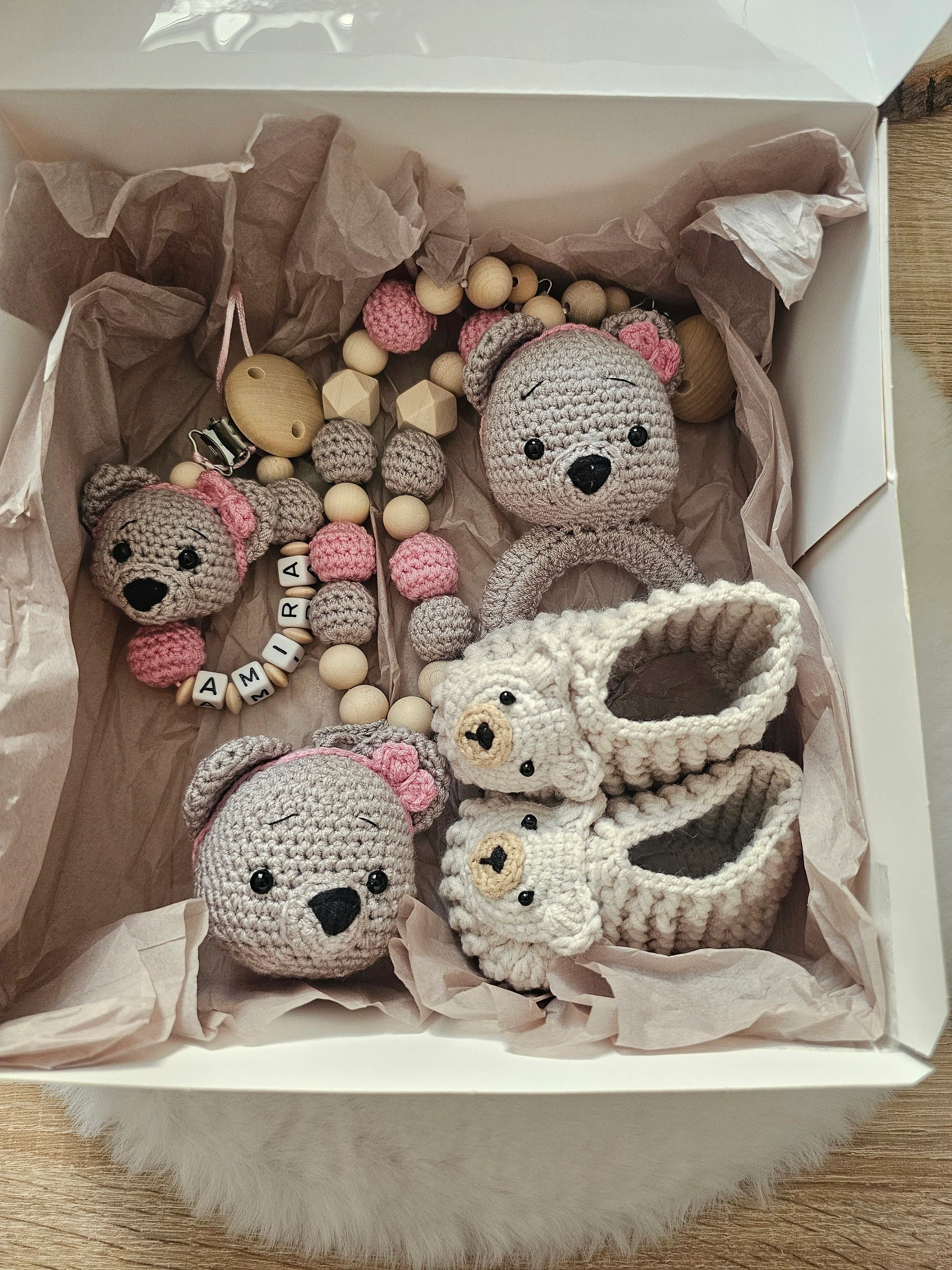 Baby Geschenkset Bär – Schnullerkette mit Namen