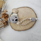 Baby Geschenkset Bär Mädchen – Schmusetier, Schnullerkette & Greifring