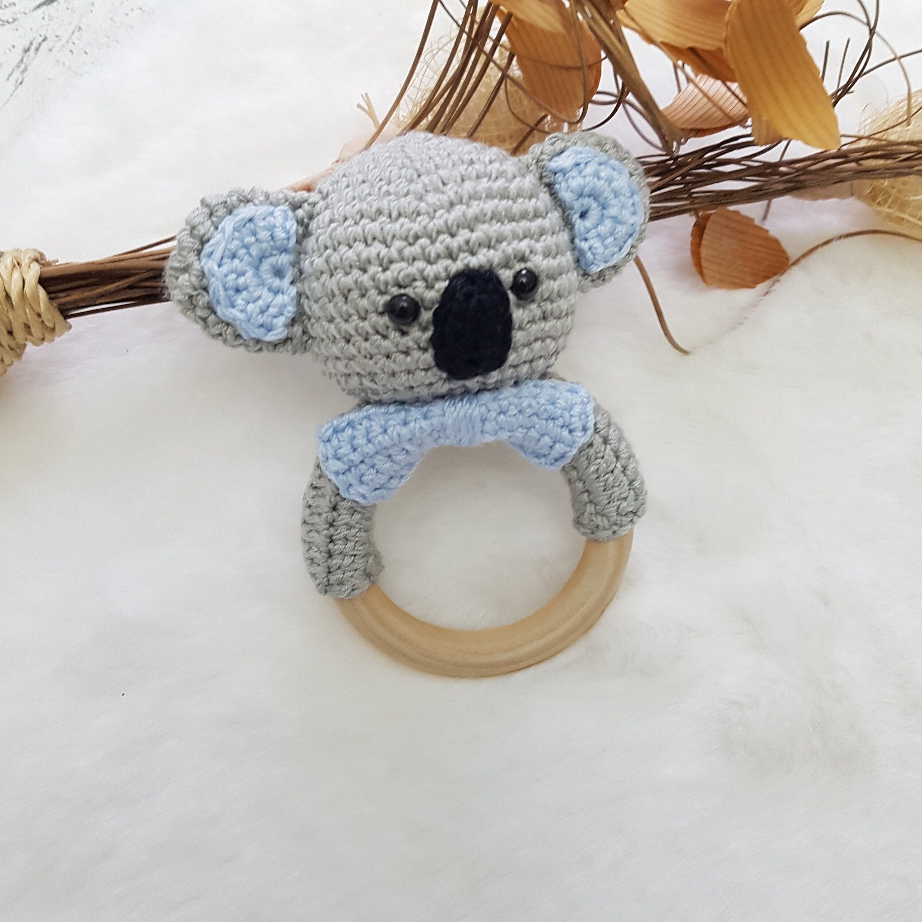 Baby Geschenkset Koala Junge – Schmusetier, Schnullerkette & Greifring
