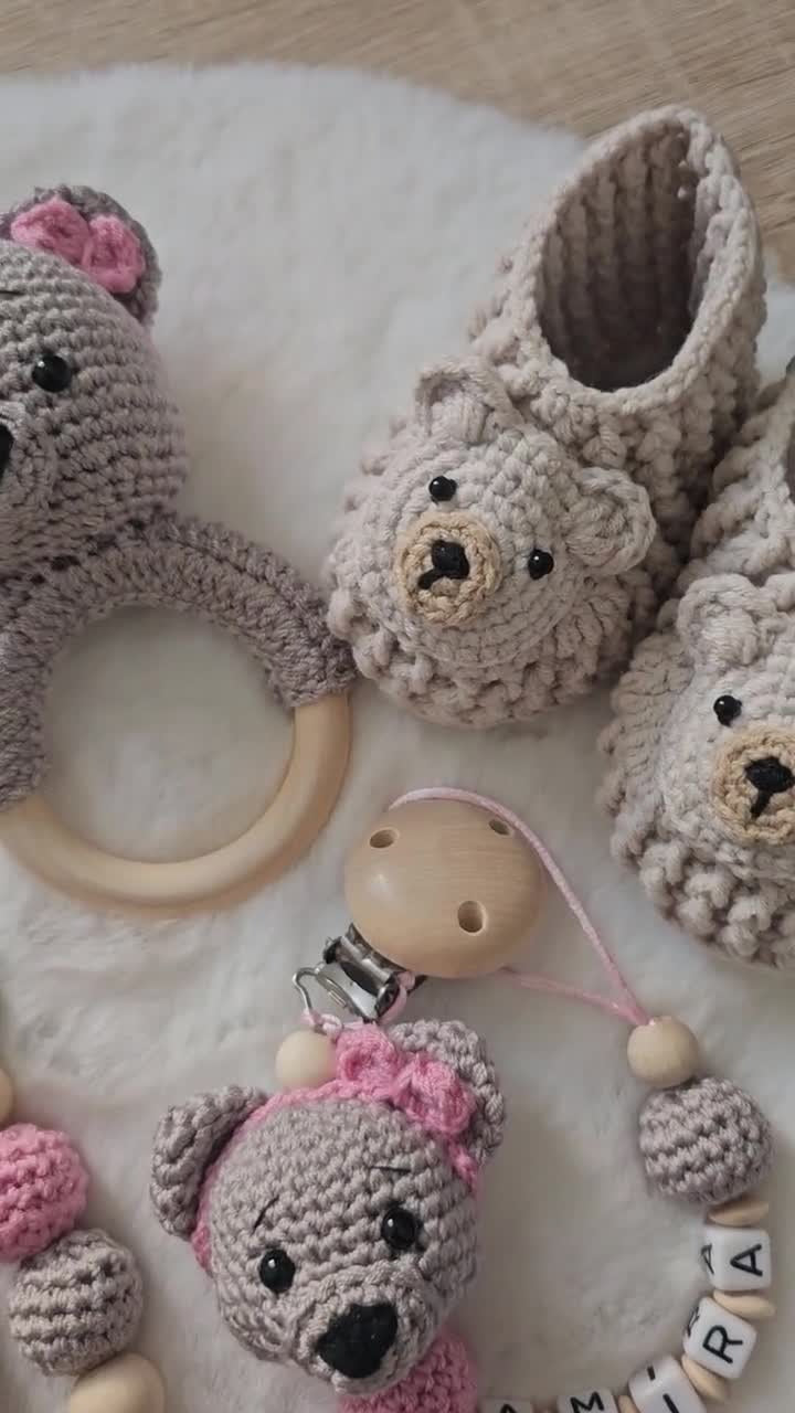 Baby Geschenkset Bär – Schnullerkette mit Namen