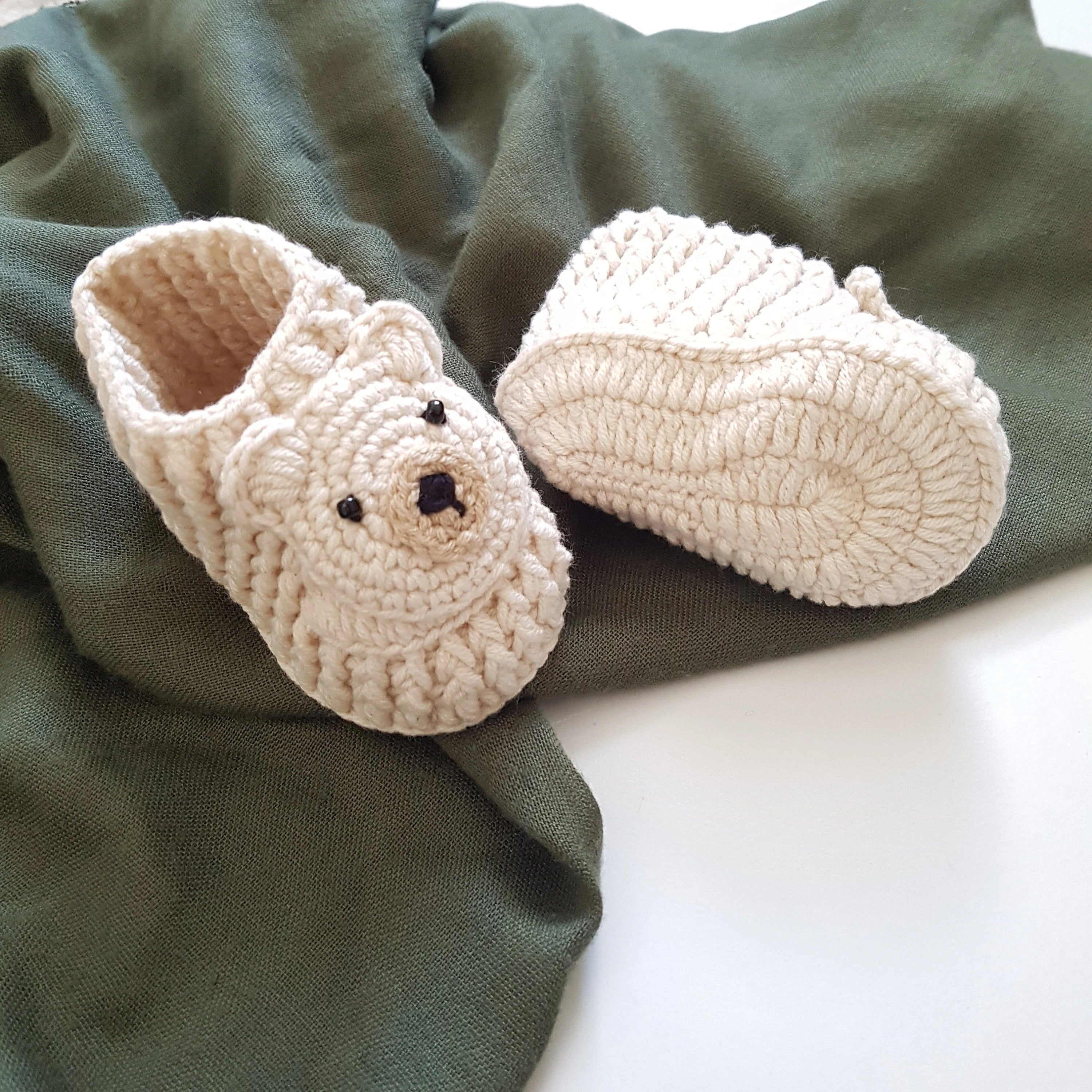 Baby Geschenkset Bär Mädchen – Schmusetier, Schnullerkette & Greifring