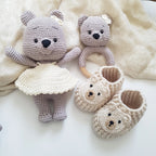 Baby Geschenkset Bär Mädchen – Schmusetier, Schnullerkette & Greifring